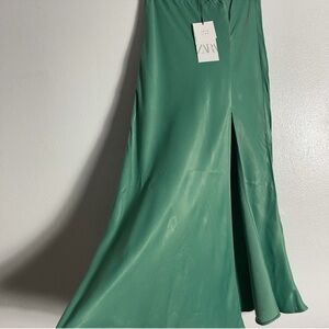NWT Zara Satin Skit Sz XL
